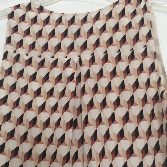 WHBM silk blouse XS blush, black, white - Picture 5 of 6